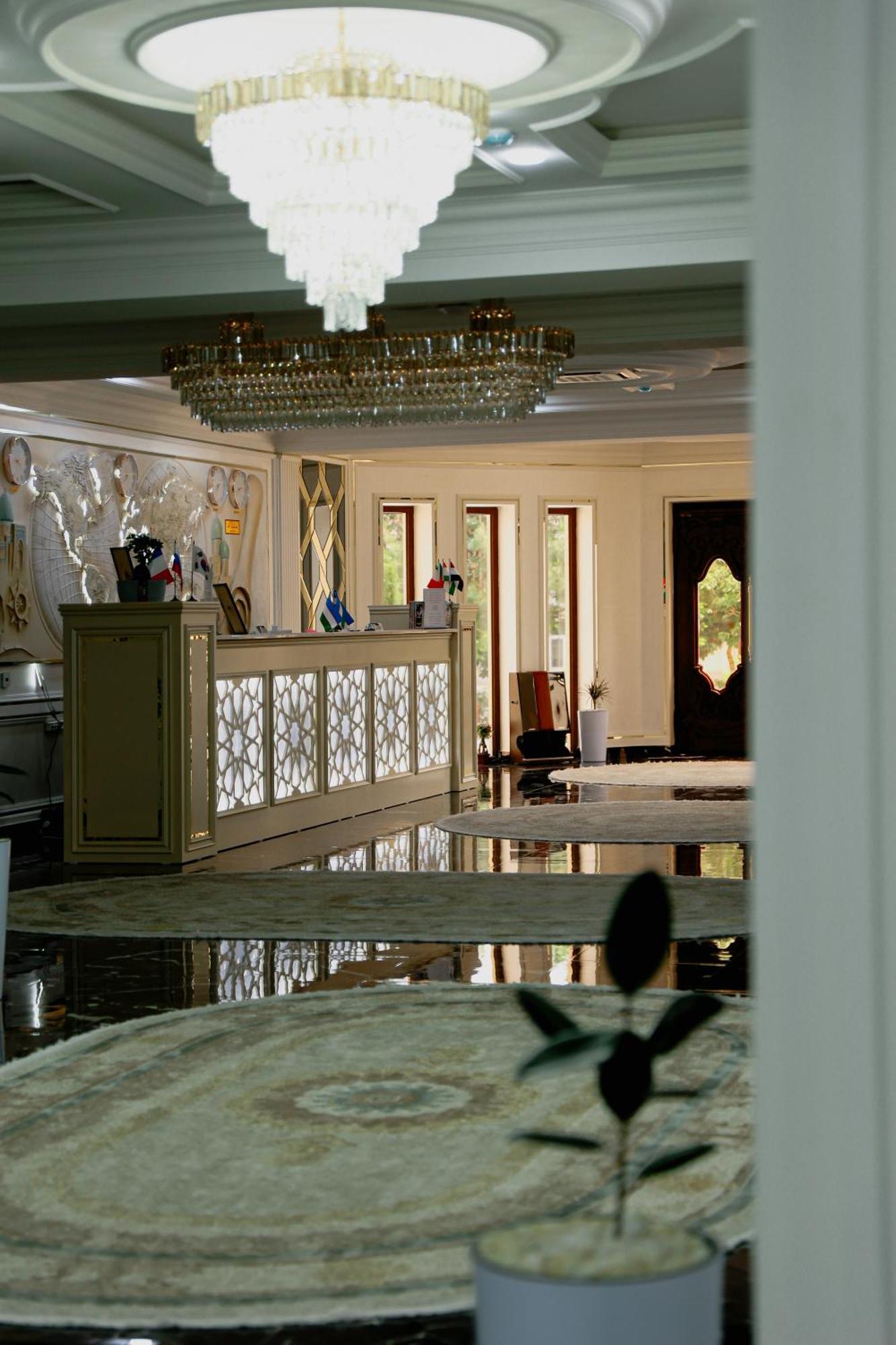 Ko'K Saroy Plaza Hotel Samarkand Exterior photo
